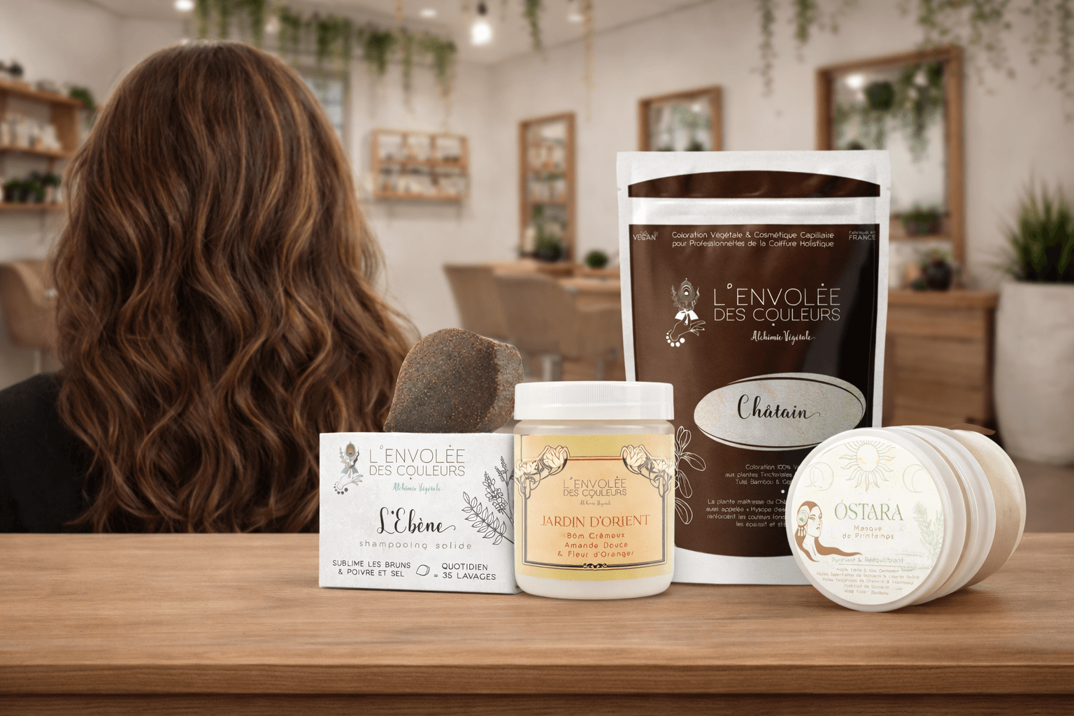 Produits cheveux bruns vegan pour les professionnels de la coiffure